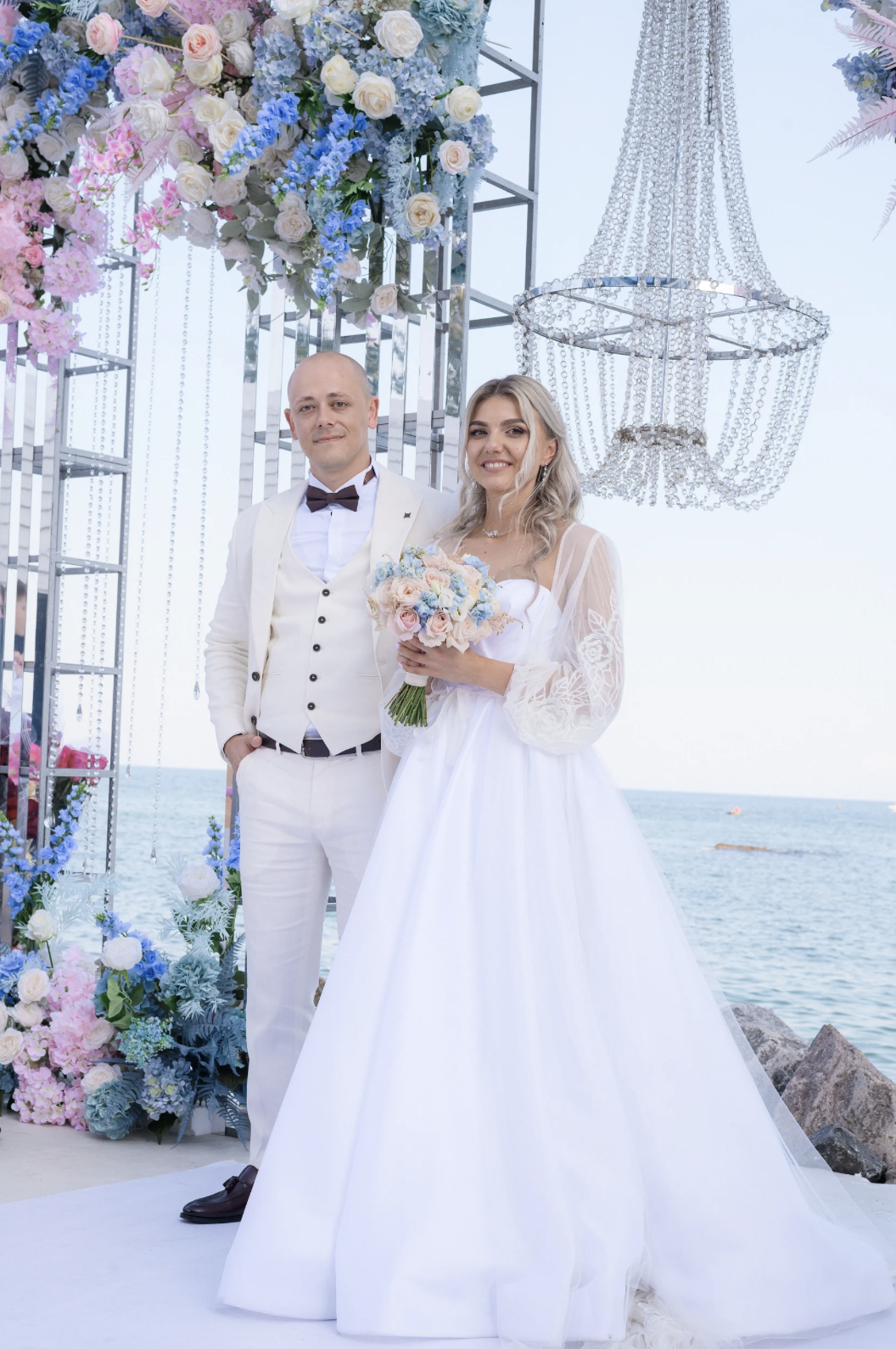 Весільний декор з тюлем біля моря Одеса